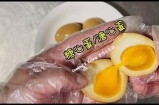 可爱主播与糖心荷包蛋的美味分享，打造温馨晨间时光