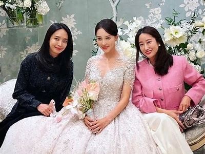 "糖心主播小桃在微博平台分享甜蜜生活点滴"