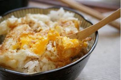 陕西特色美食：糖心荷包蛋主播带你品味美味生活