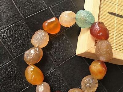 精选糖心玛瑙饰品，主播同款，时尚潮流必备！