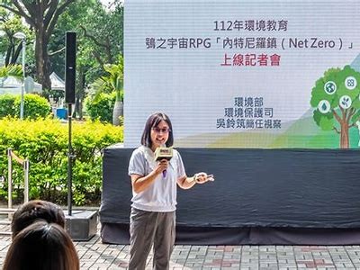 可爱的糖心小熊主播背后的故事揭秘！你知道她是谁吗？