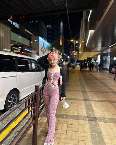 甜美主播娜娜：带你走进精彩的直播世界与互动体验