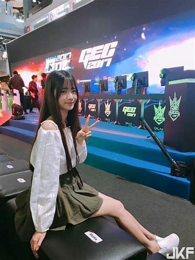 糖心小桃子主播介绍：她的真实身份与热门视频解析