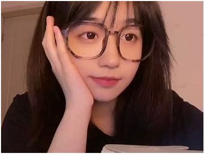 “了解糖心主播UP小桃的真实名字与个人魅力”