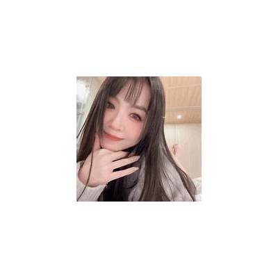 《甜蜜主播的恋爱日常：直播间里的心动瞬间》