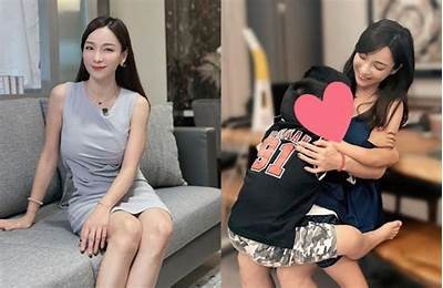 主播糖心小熊：活泼可爱的直播达人，带你体验不一样的娱乐世界！