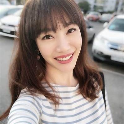 甜美魅力主播，展现无限魅力与个性风采！