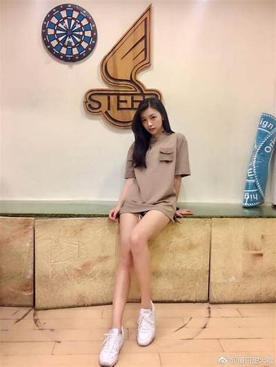 台湾甜美主播的背后故事与心路历程揭秘