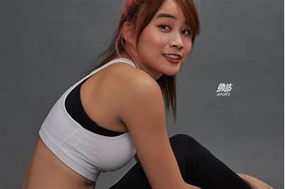 虎牙糖心主播小桃子的真实身份与魅力揭秘