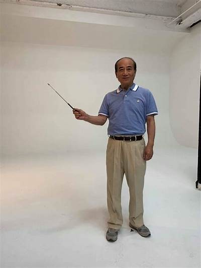 知名主播以甜美风格吸引粉丝，成为网络红人背后的故事揭秘