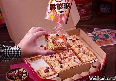 美食主播教你制作香滑糖心鸡蛋饼，轻松享受美味早餐！