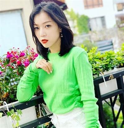 甜美主播形象：男主播的个性头像精选