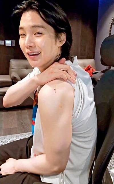 “甜美纹身主播：展现独特个性与艺术魅力的全新风格”