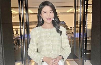 才艺主播糖心圆圆：展现多才多艺的魅力瞬间！